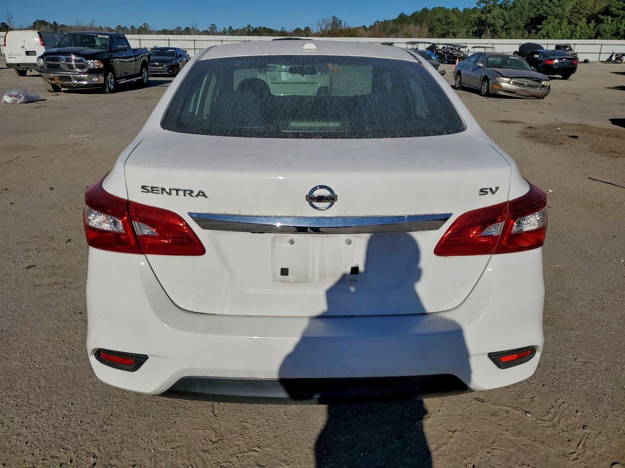 2019 NISSAN SENTRA S photo 6