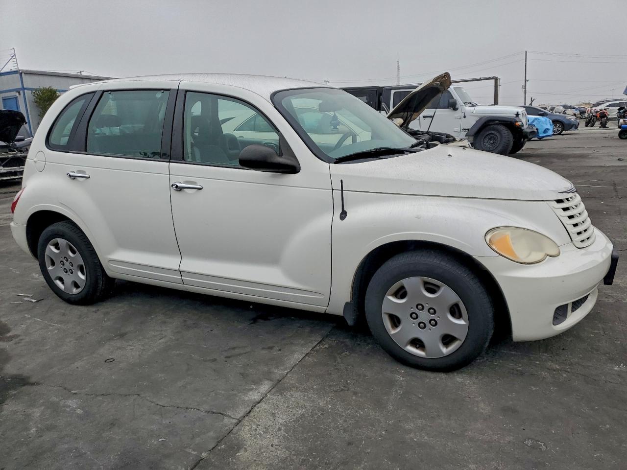 2009 CHRYSLER PT CRUISER photo 4