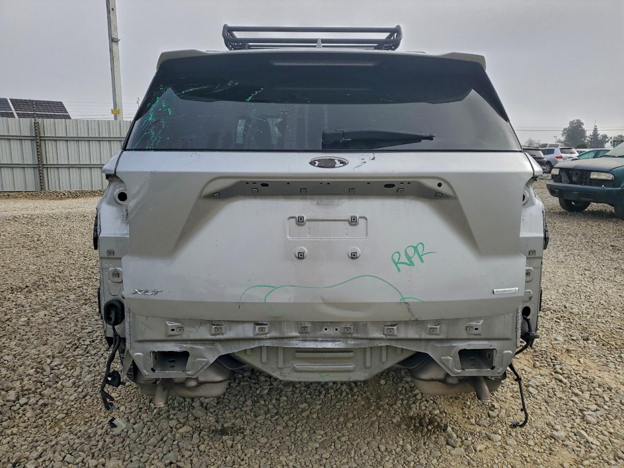 2020 FORD EXPLORER XLT photo 6