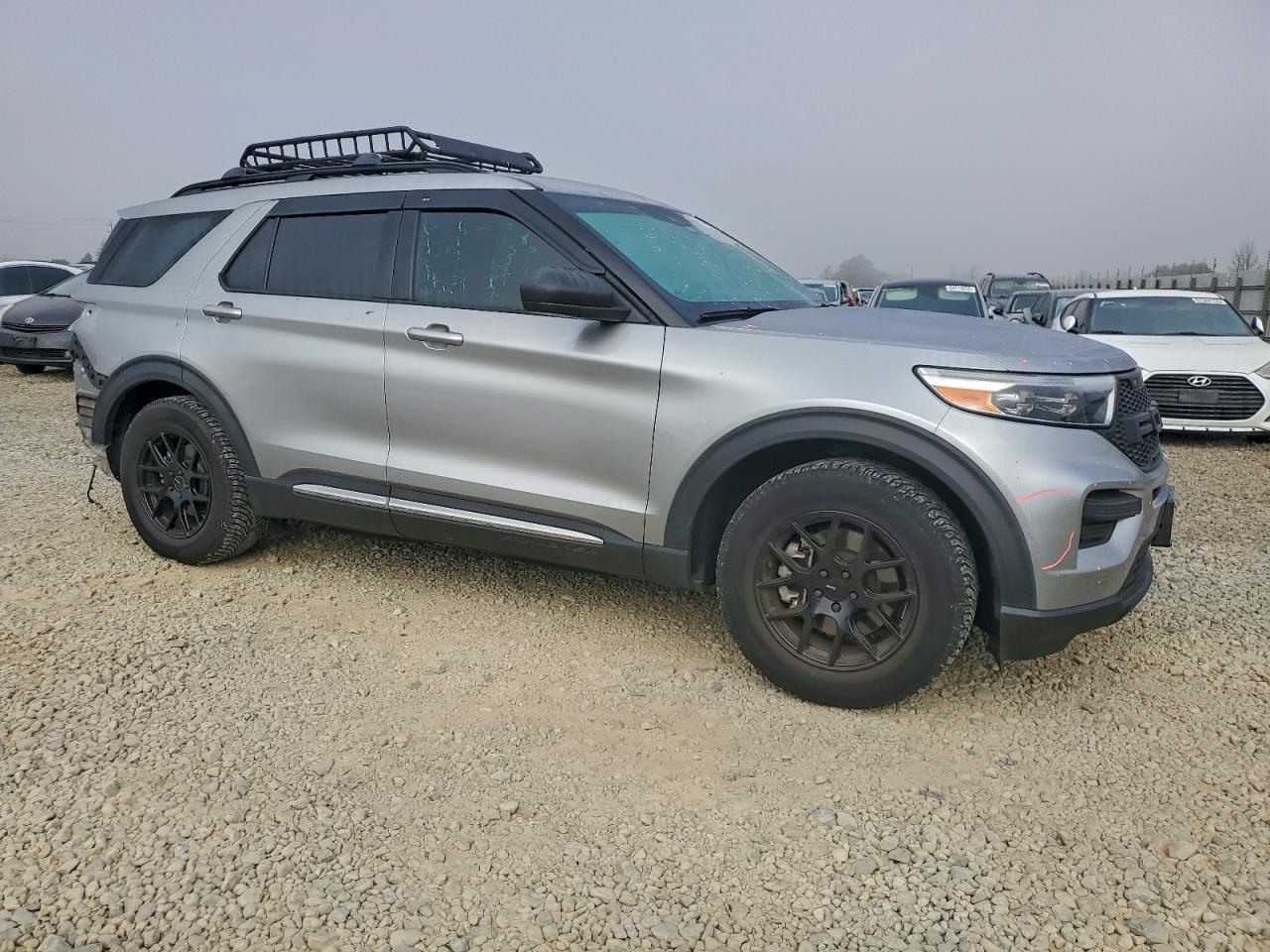 2020 FORD EXPLORER XLT photo 4