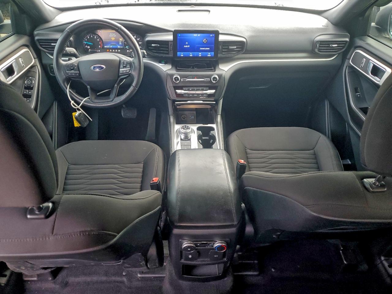 2020 FORD EXPLORER XLT photo 8