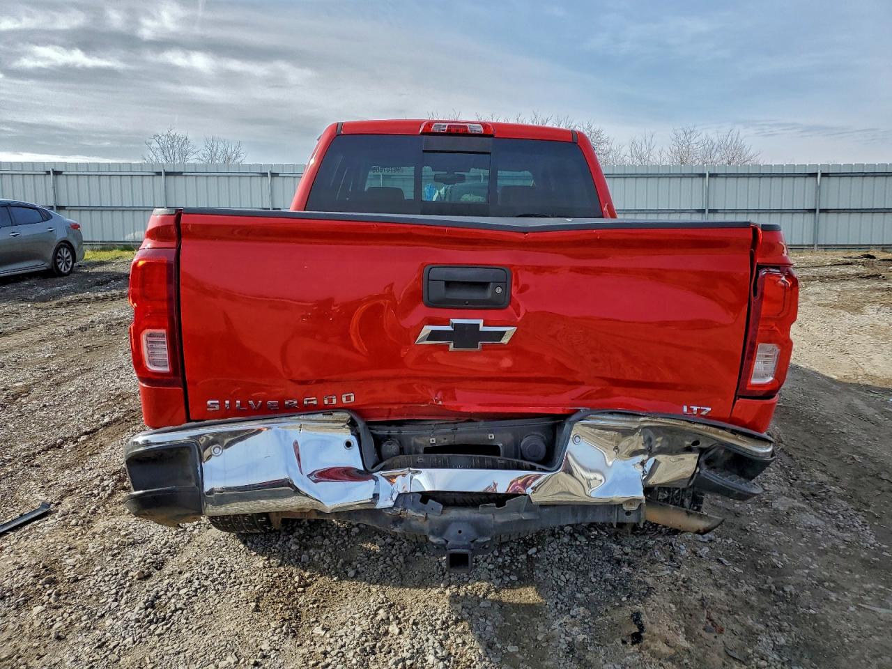 2016 CHEVROLET SILVERADO C1500 LTZ photo 6