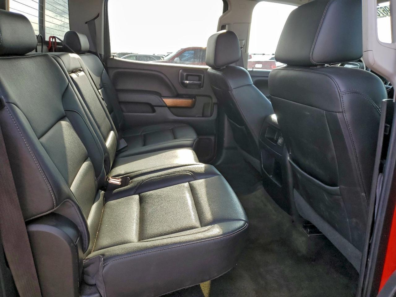 2016 CHEVROLET SILVERADO C1500 LTZ photo 10