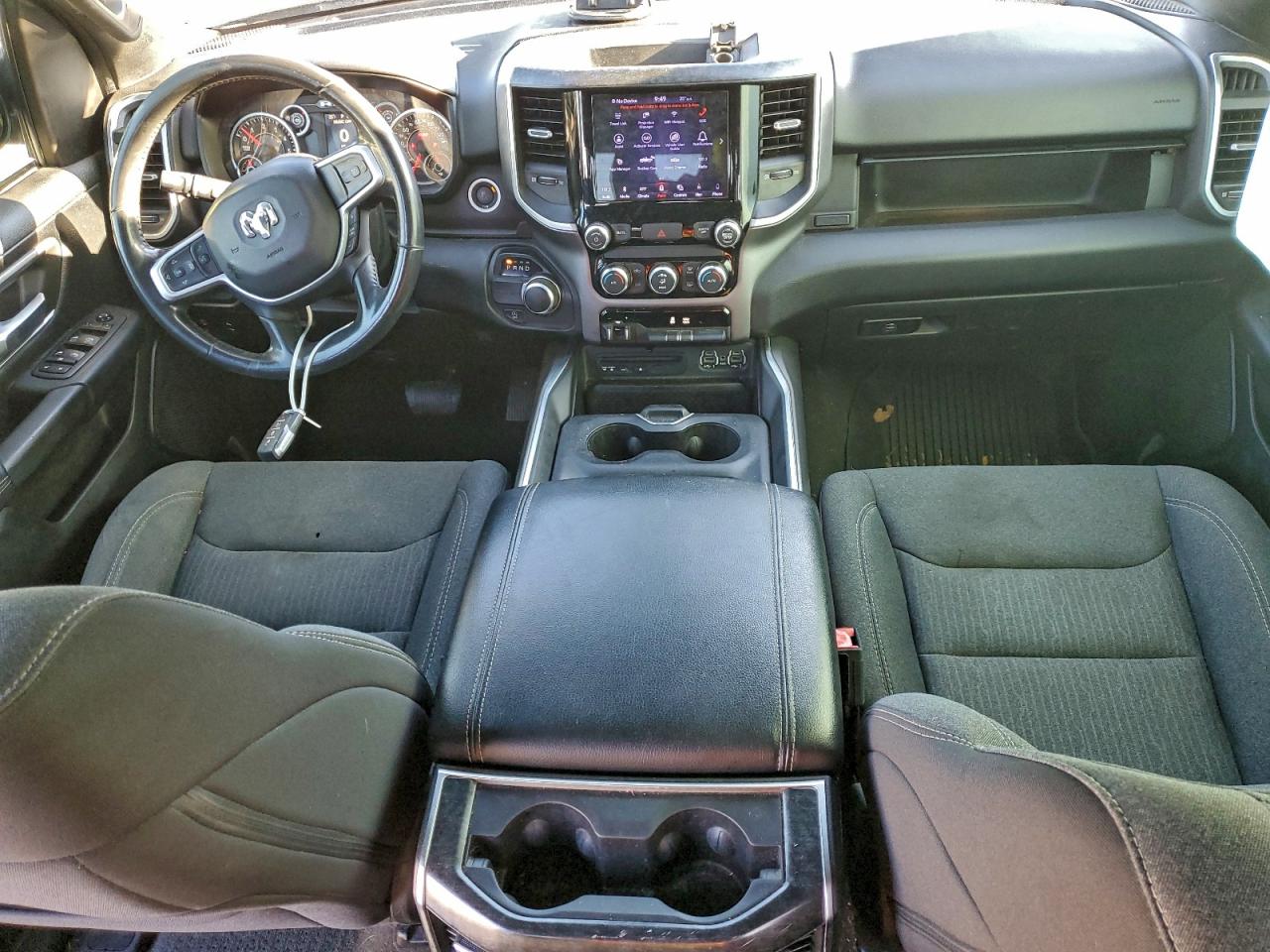 2019 RAM 1500 BIG HORN/LONE STAR photo 8