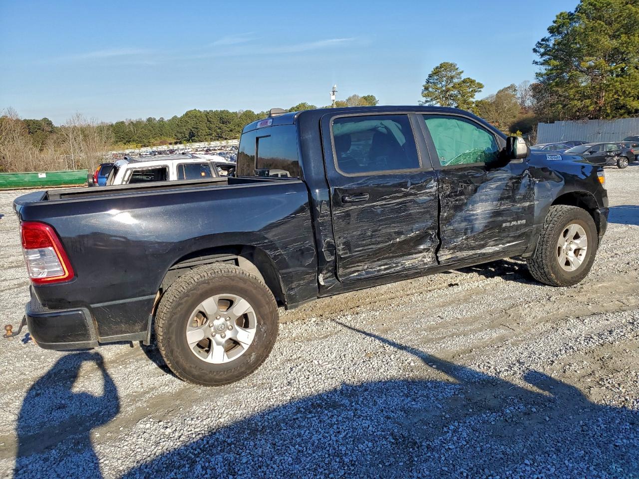 2019 RAM 1500 BIG HORN/LONE STAR photo 3