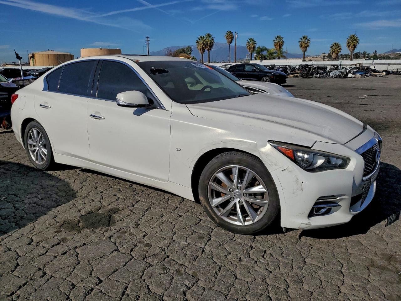 2015 INFINITI Q50 BASE photo 4