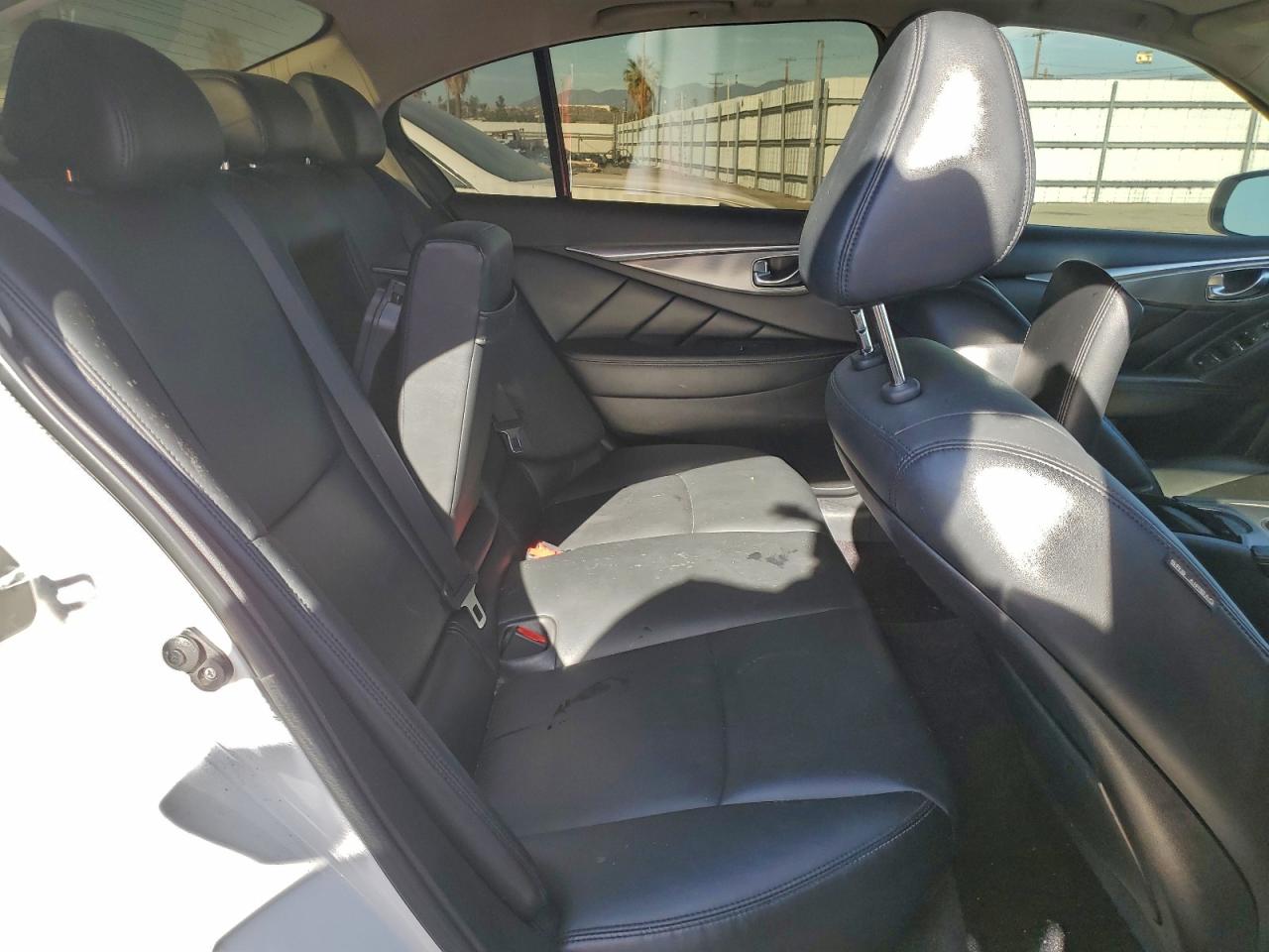 2015 INFINITI Q50 BASE photo 10
