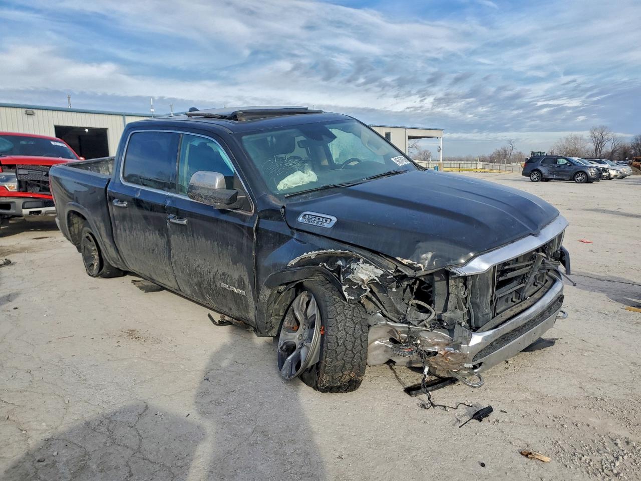 2019 RAM 1500 LARAMIE photo 7