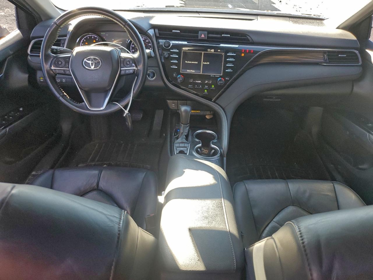 2019 TOYOTA CAMRY L photo 22