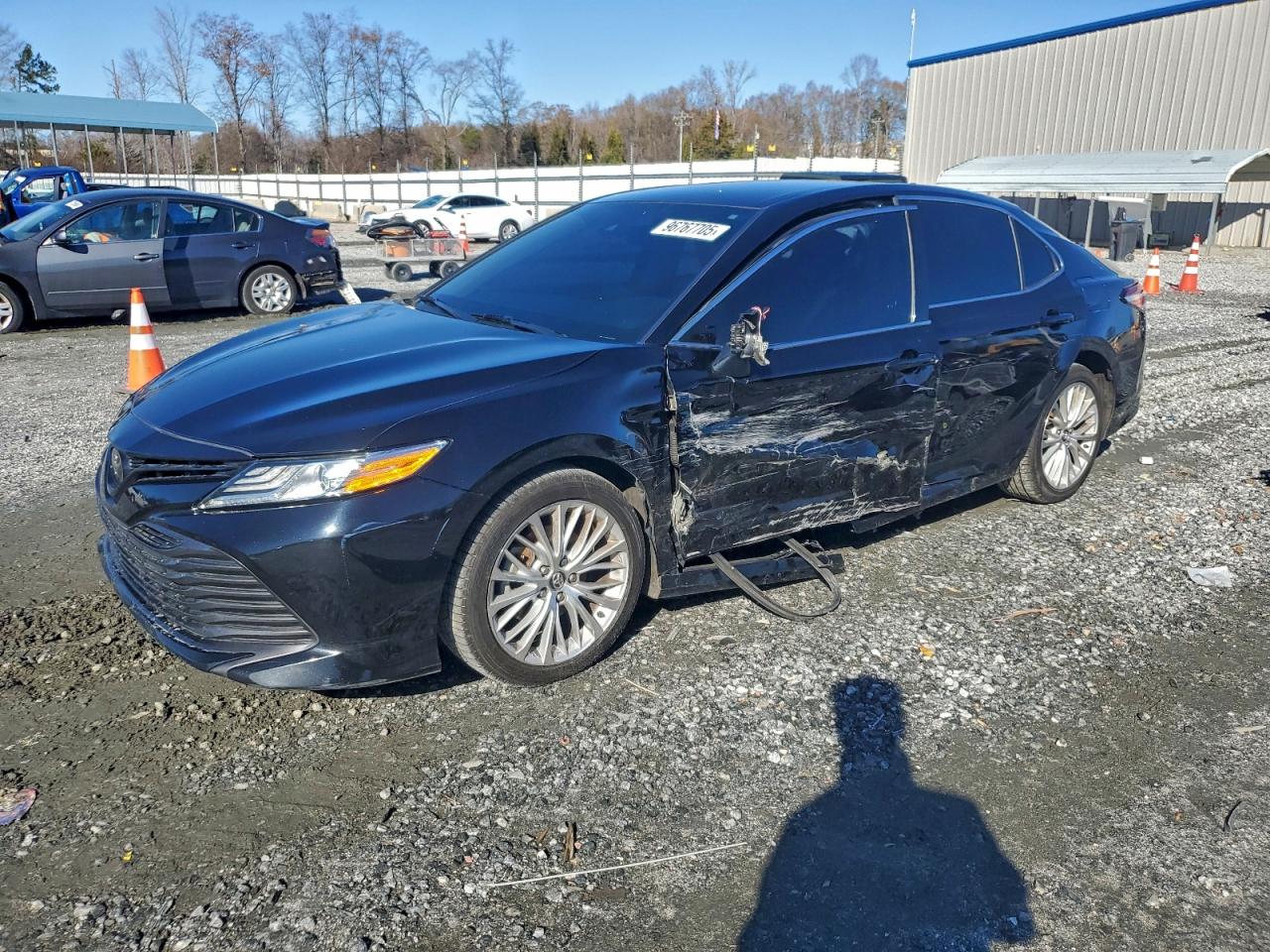 2019 TOYOTA CAMRY