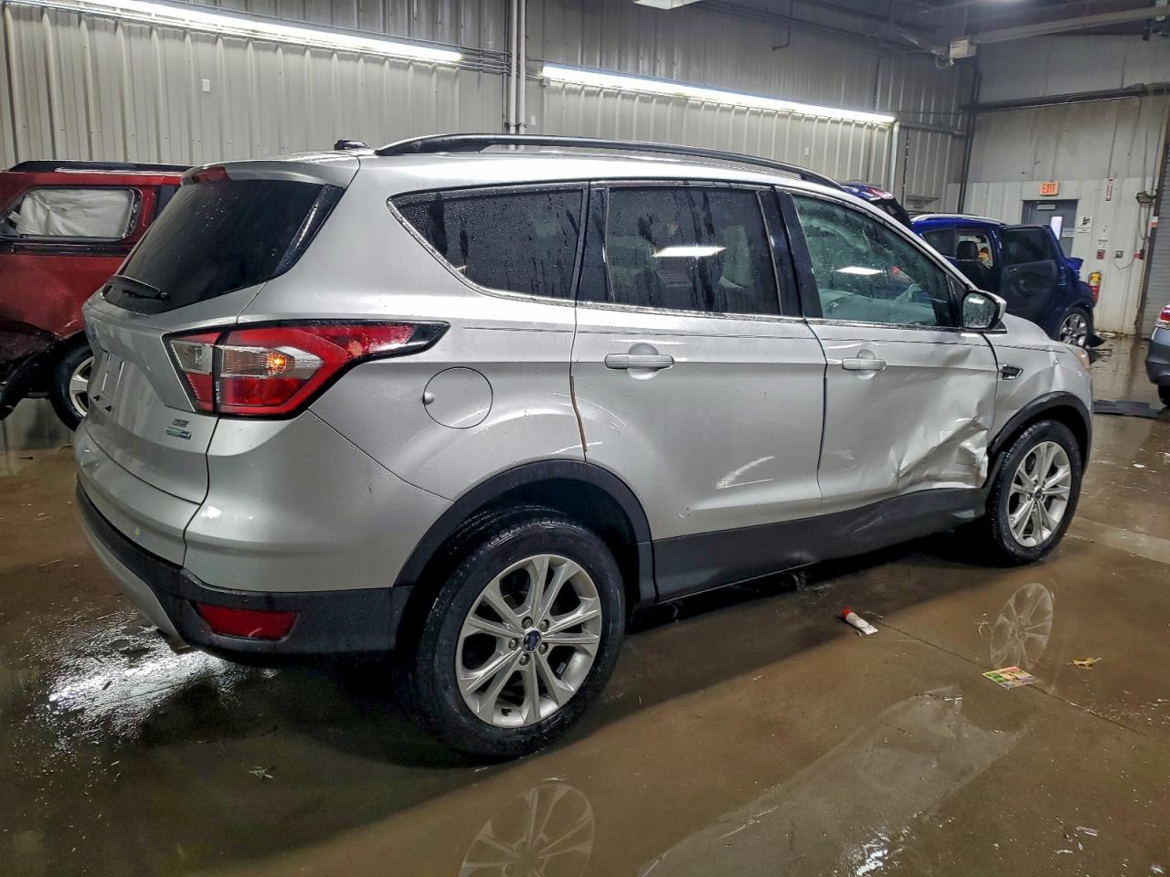 2017 FORD ESCAPE SE photo 5