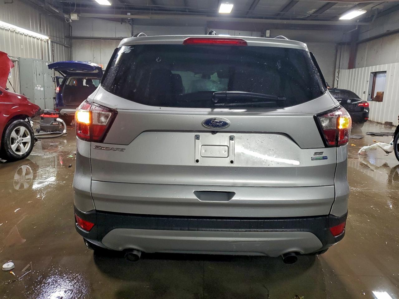 2017 FORD ESCAPE SE photo 11