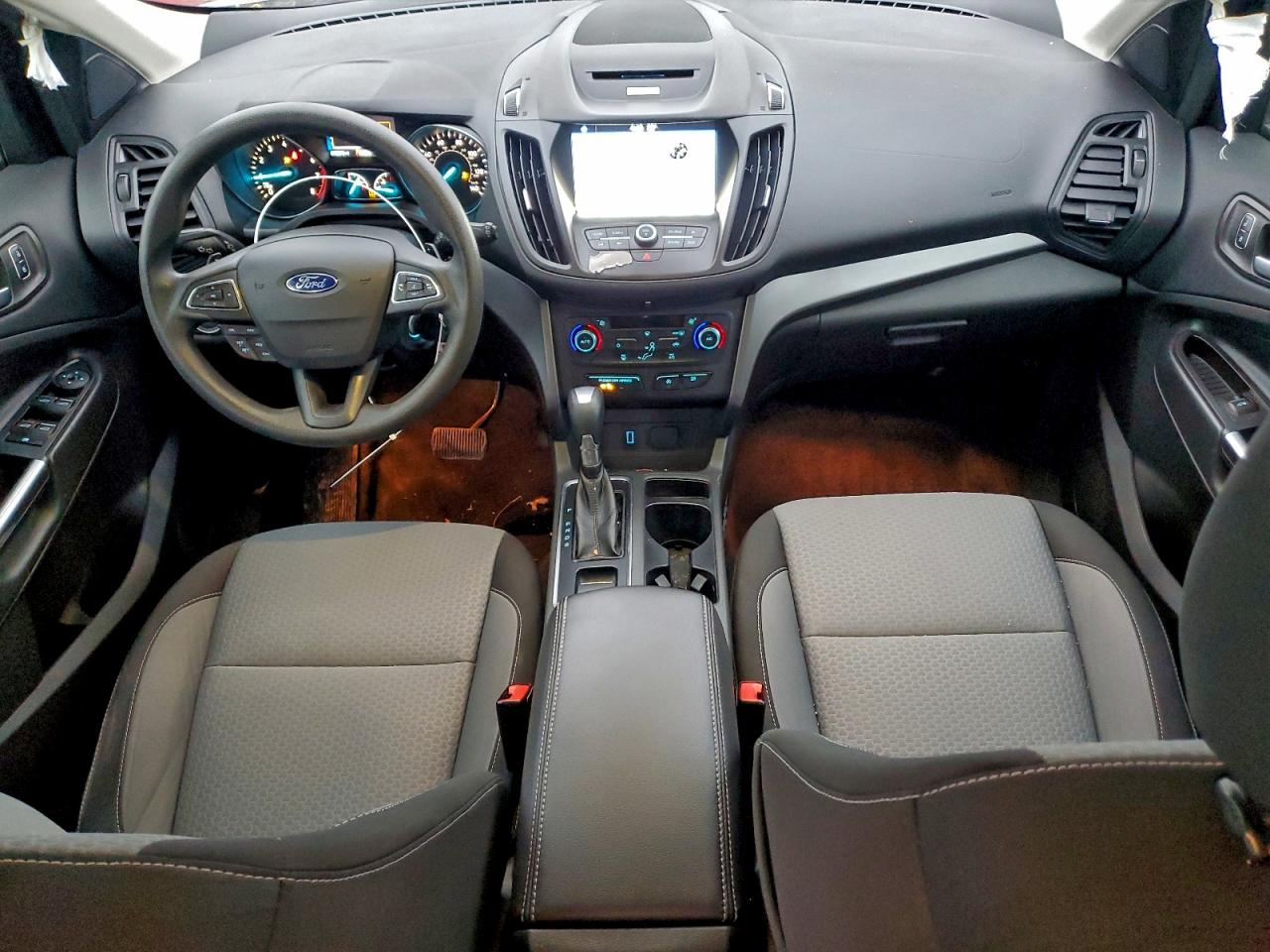 2017 FORD ESCAPE SE photo 15