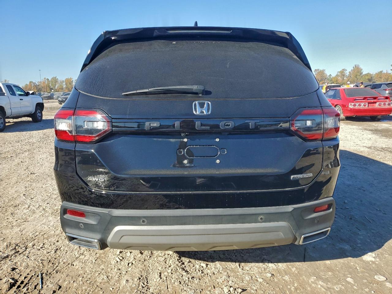 2025 HONDA PILOT TOURING photo 6
