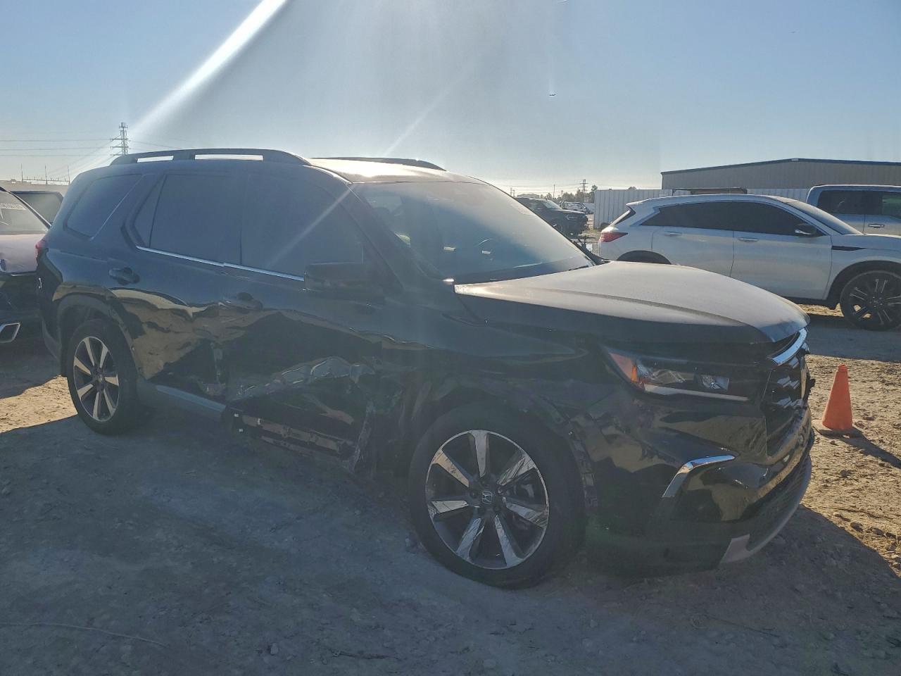 2025 HONDA PILOT TOURING photo 4