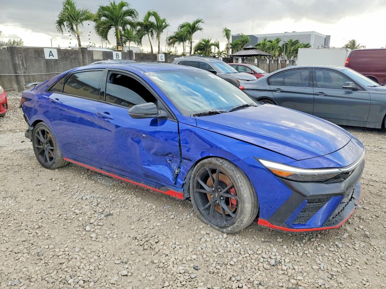 2025 HYUNDAI ELANTRA N photo 4