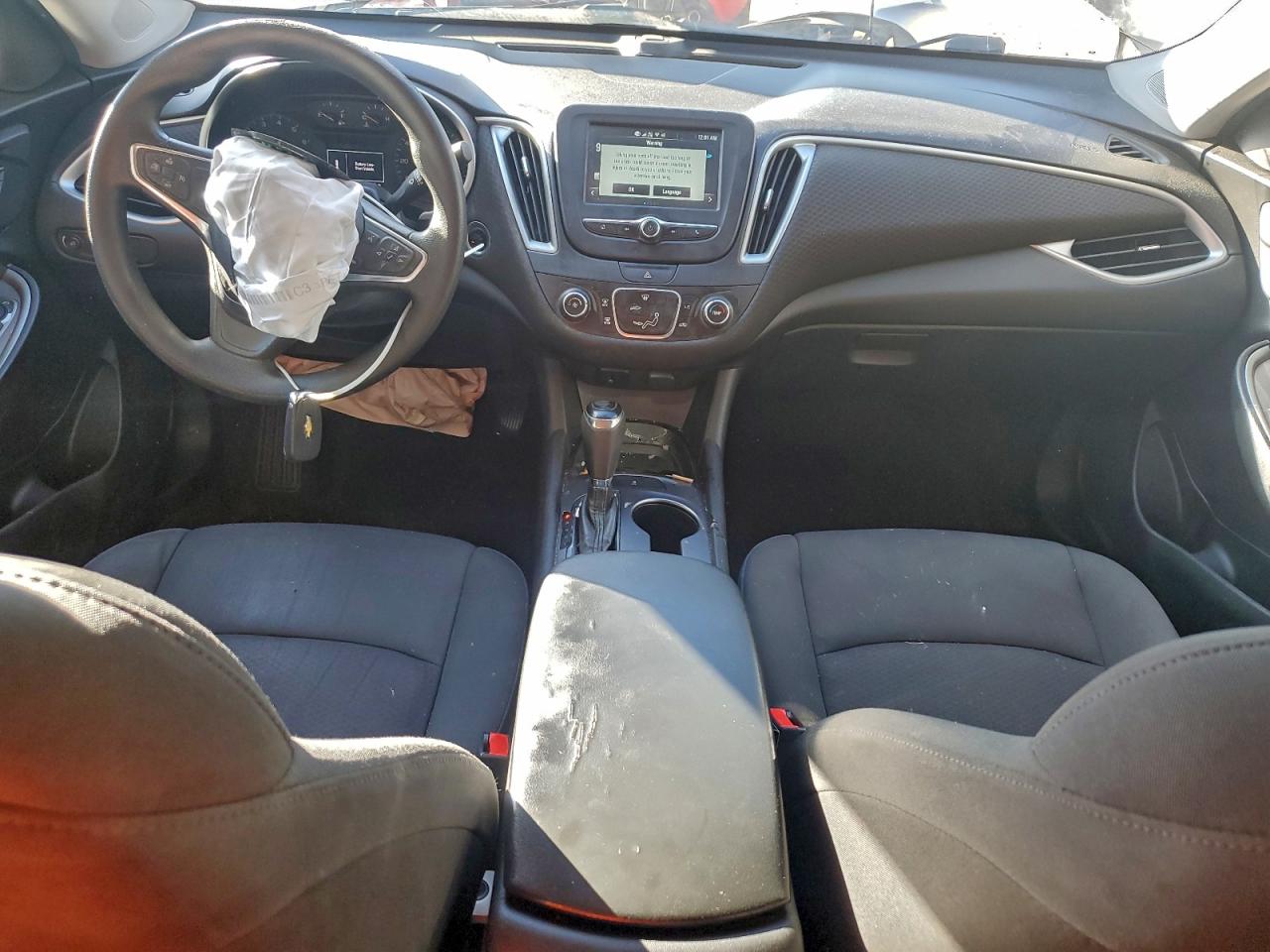 2018 CHEVROLET MALIBU LS photo 8