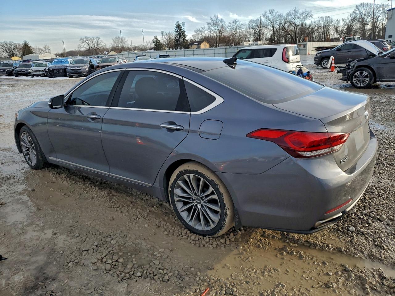2015 HYUNDAI GENESIS 3.8L photo 2