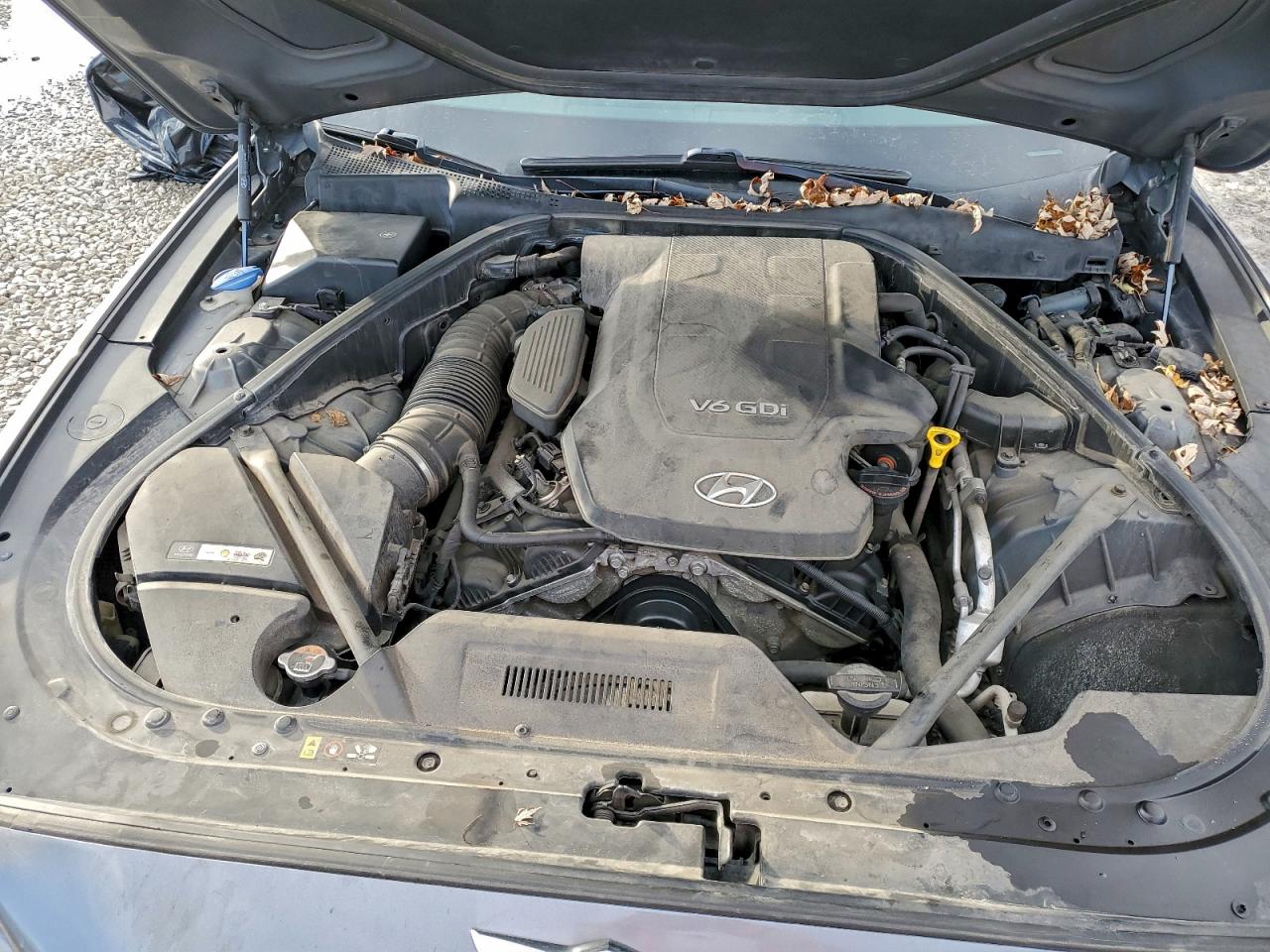 2015 HYUNDAI GENESIS 3.8L photo 11