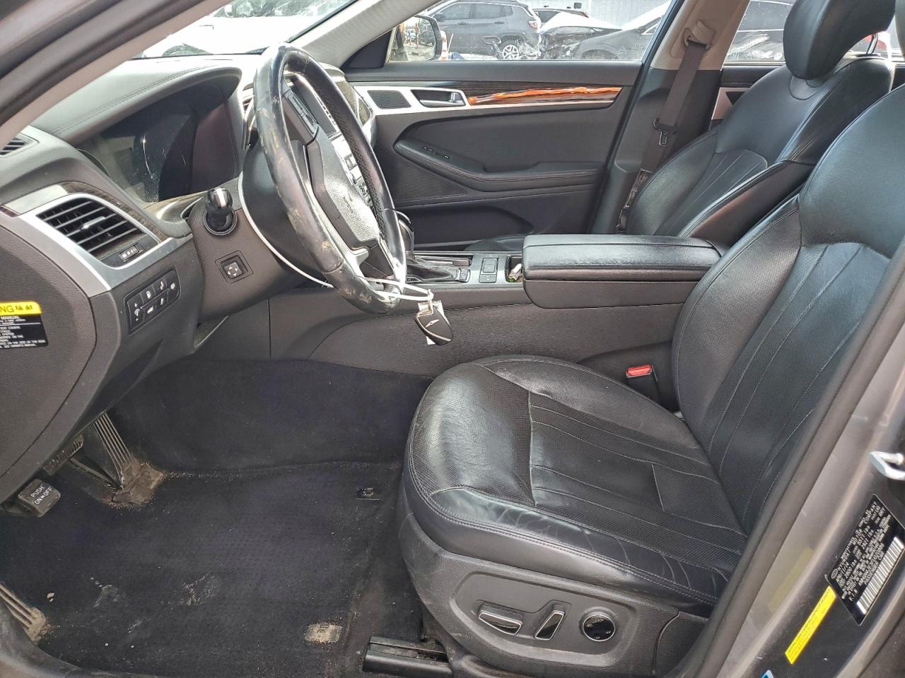 2015 HYUNDAI GENESIS 3.8L photo 7