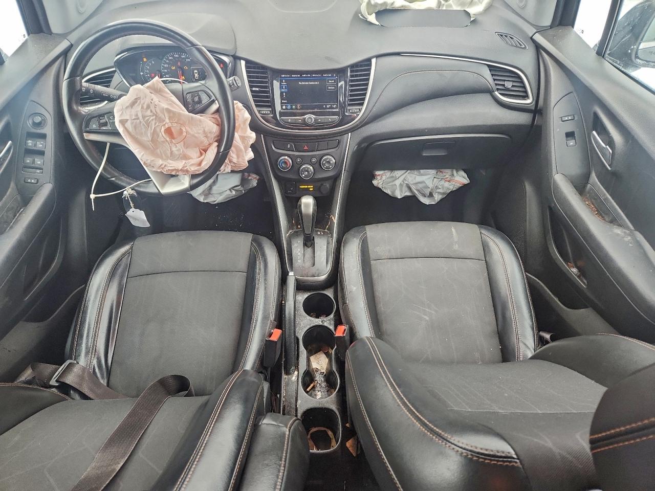 2018 CHEVROLET TRAX 1LT photo 8