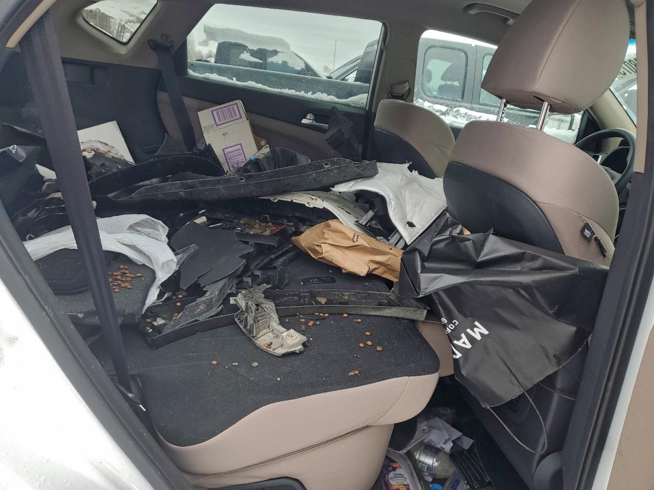 2020 HYUNDAI TUCSON SE photo 11