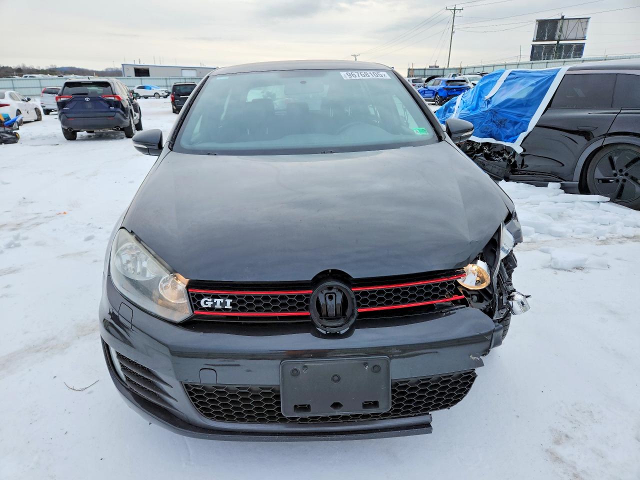2013 VOLKSWAGEN GTI photo 5