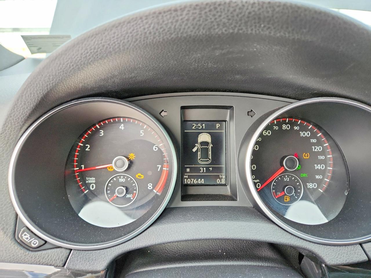 2013 VOLKSWAGEN GTI photo 9