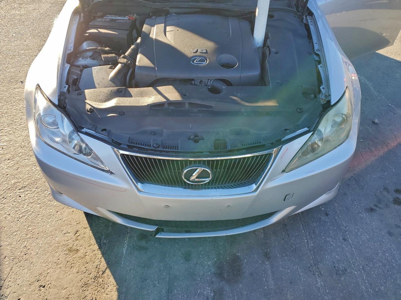 2012 LEXUS IS 250 photo 11
