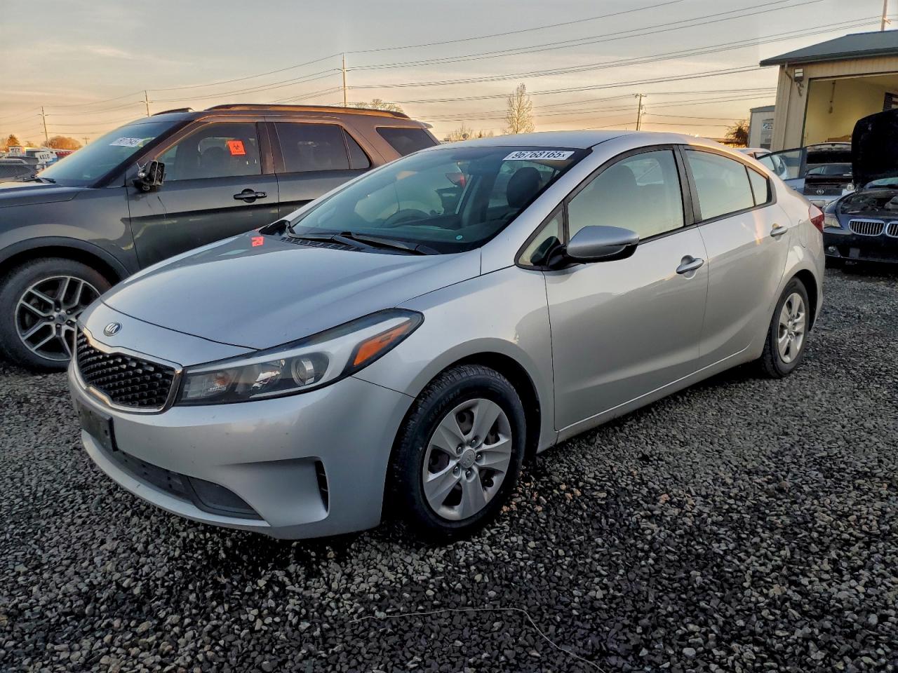 2017 KIA FORTE