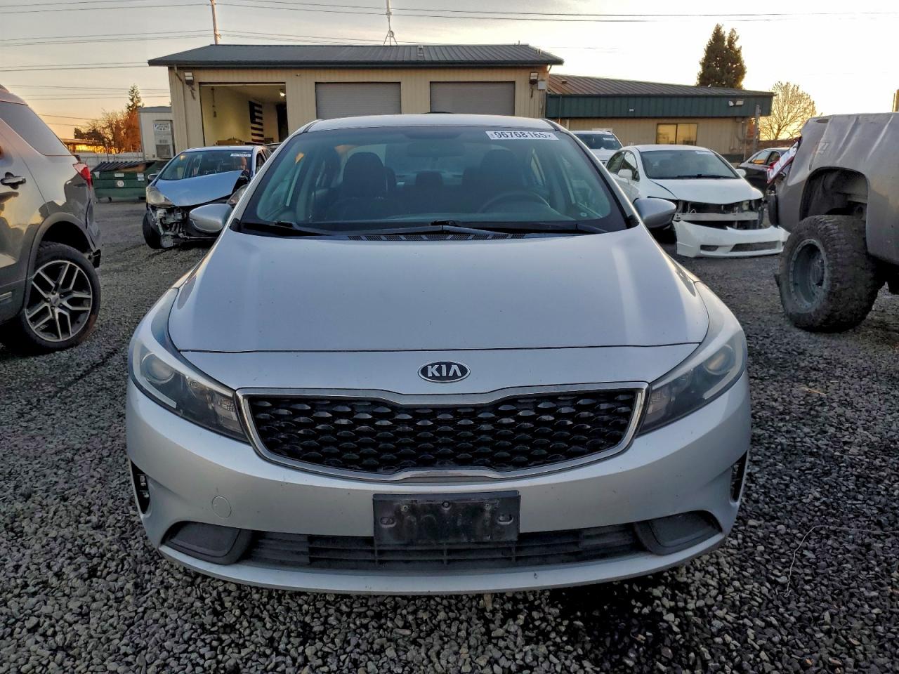 2017 KIA FORTE LX photo 5