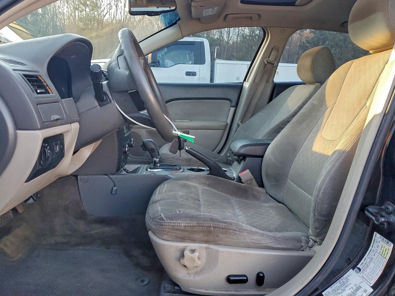 2011 FORD FUSION SE photo 7
