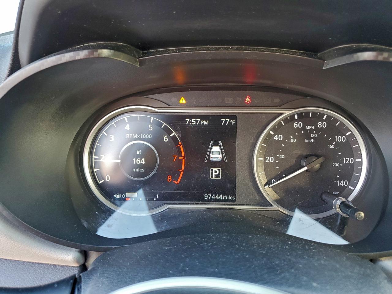 2021 NISSAN VERSA SV photo 9