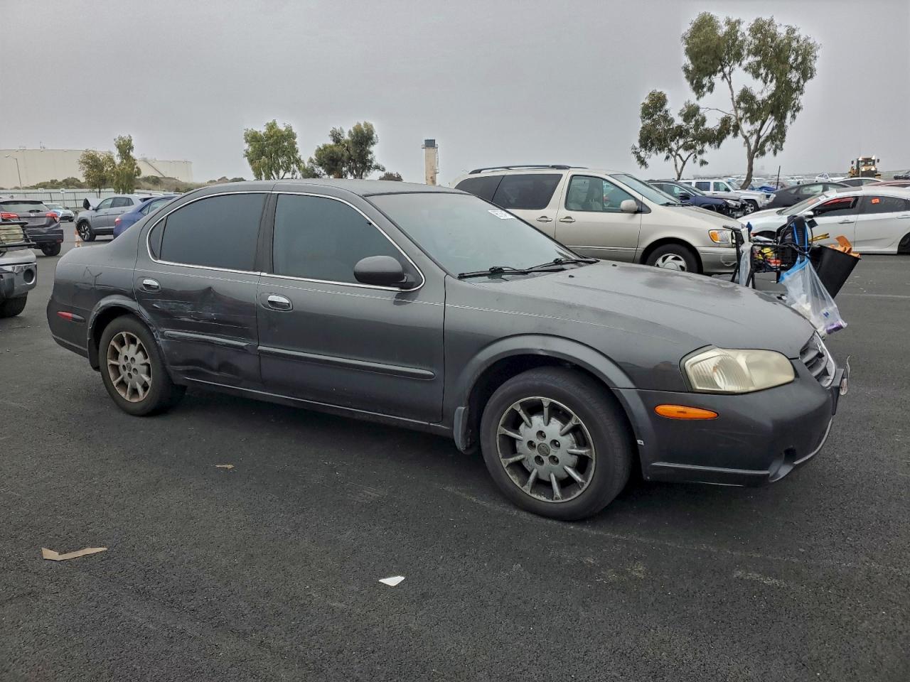 2000 NISSAN MAXIMA GLE photo 4