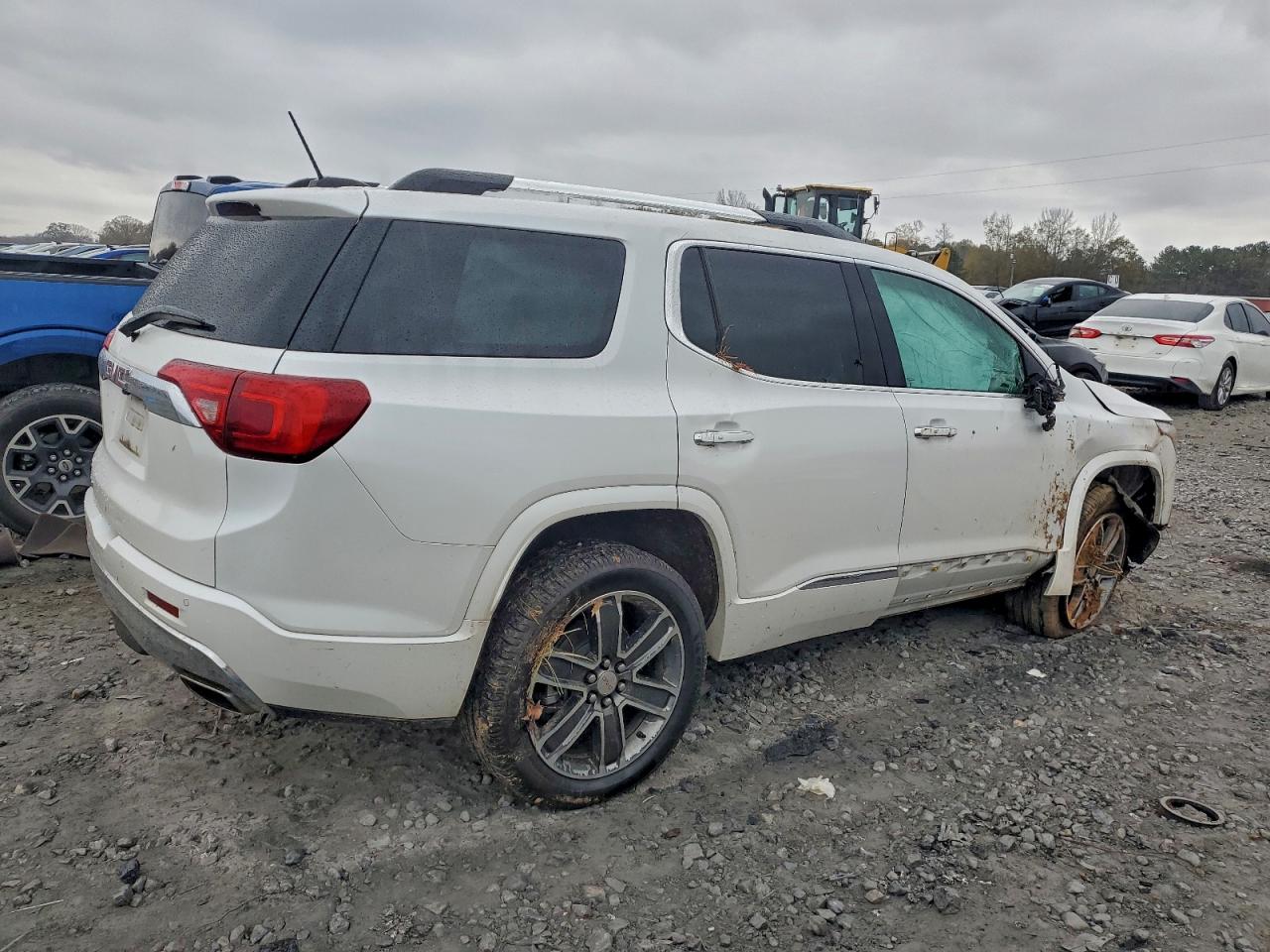 2019 GMC ACADIA DENALI photo 3