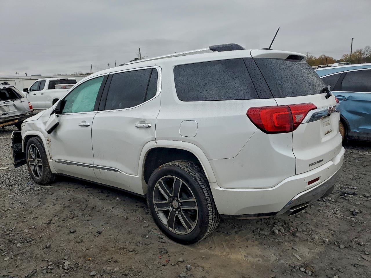2019 GMC ACADIA DENALI photo 2