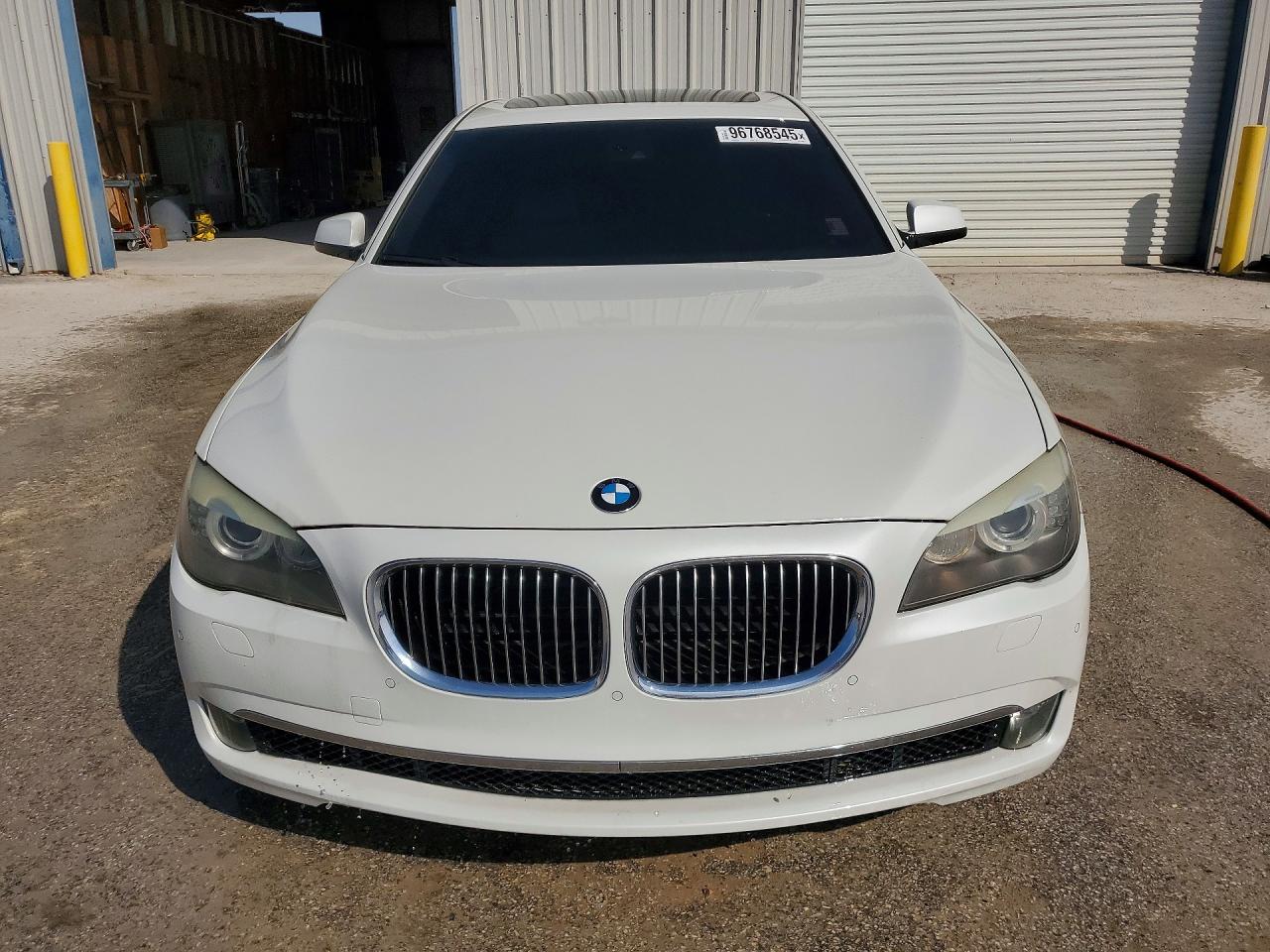 2009 BMW 750 LI photo 9