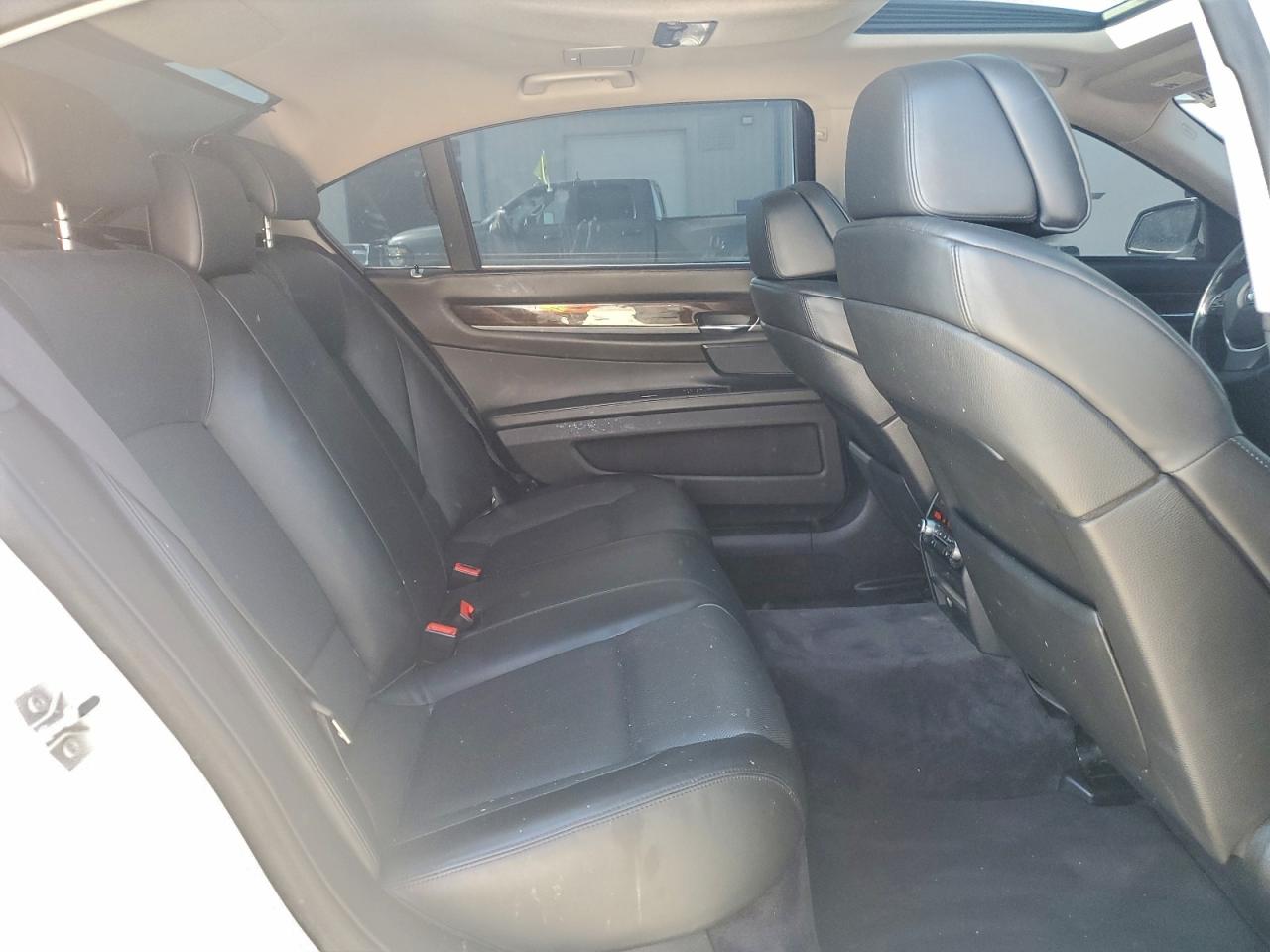 2009 BMW 750 LI photo 19