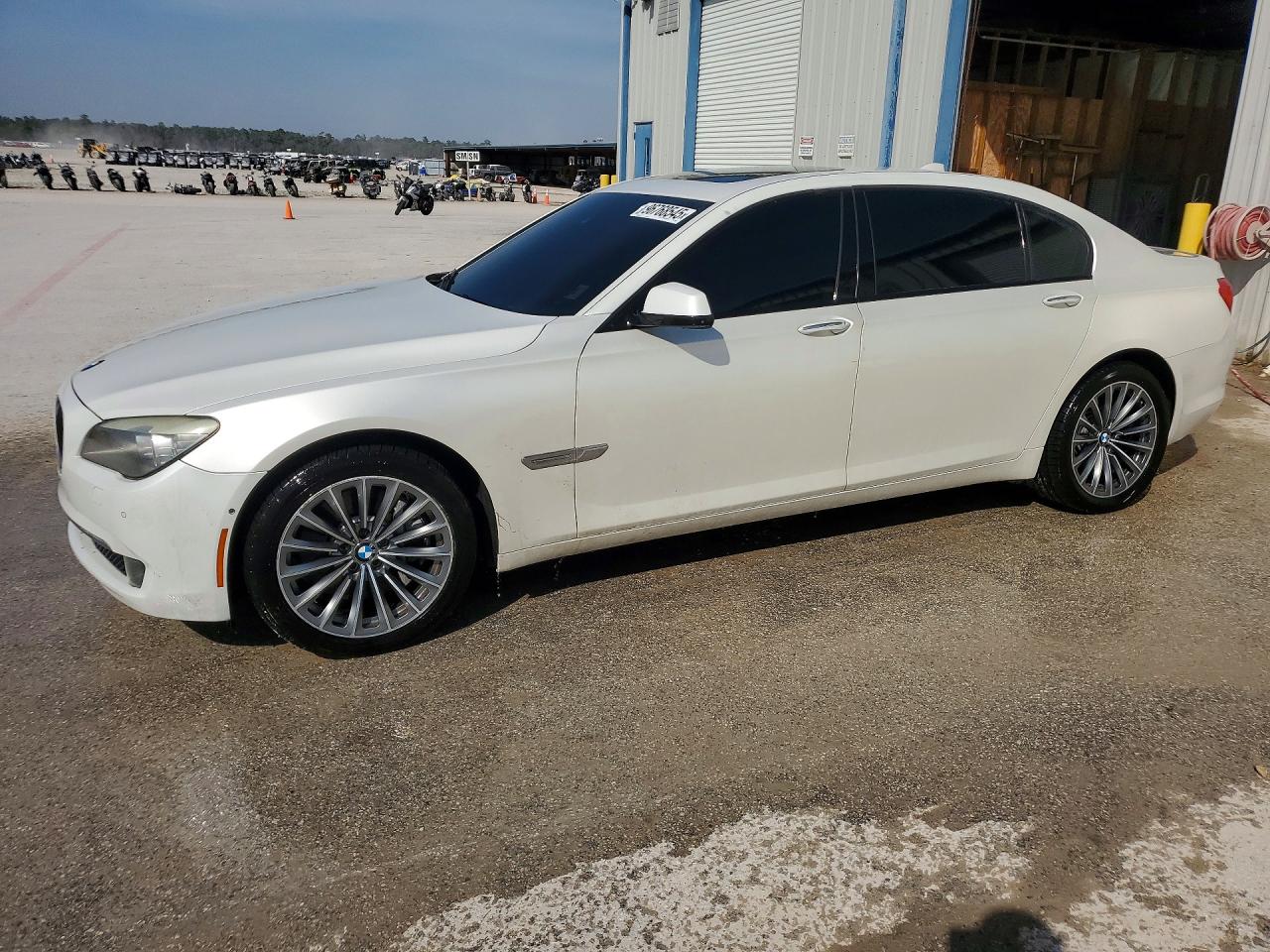 2009 BMW 750