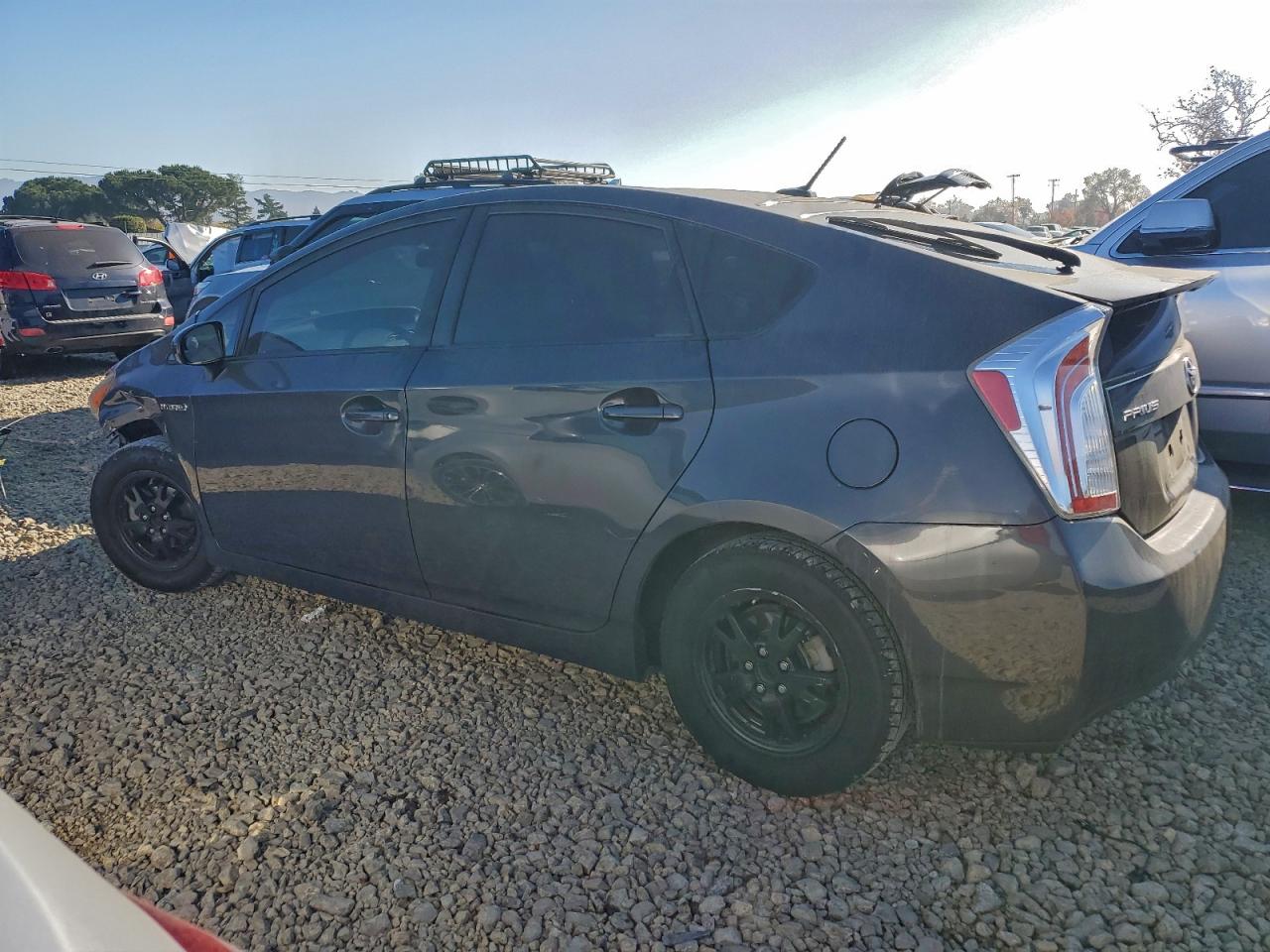 2013 TOYOTA PRIUS photo 2