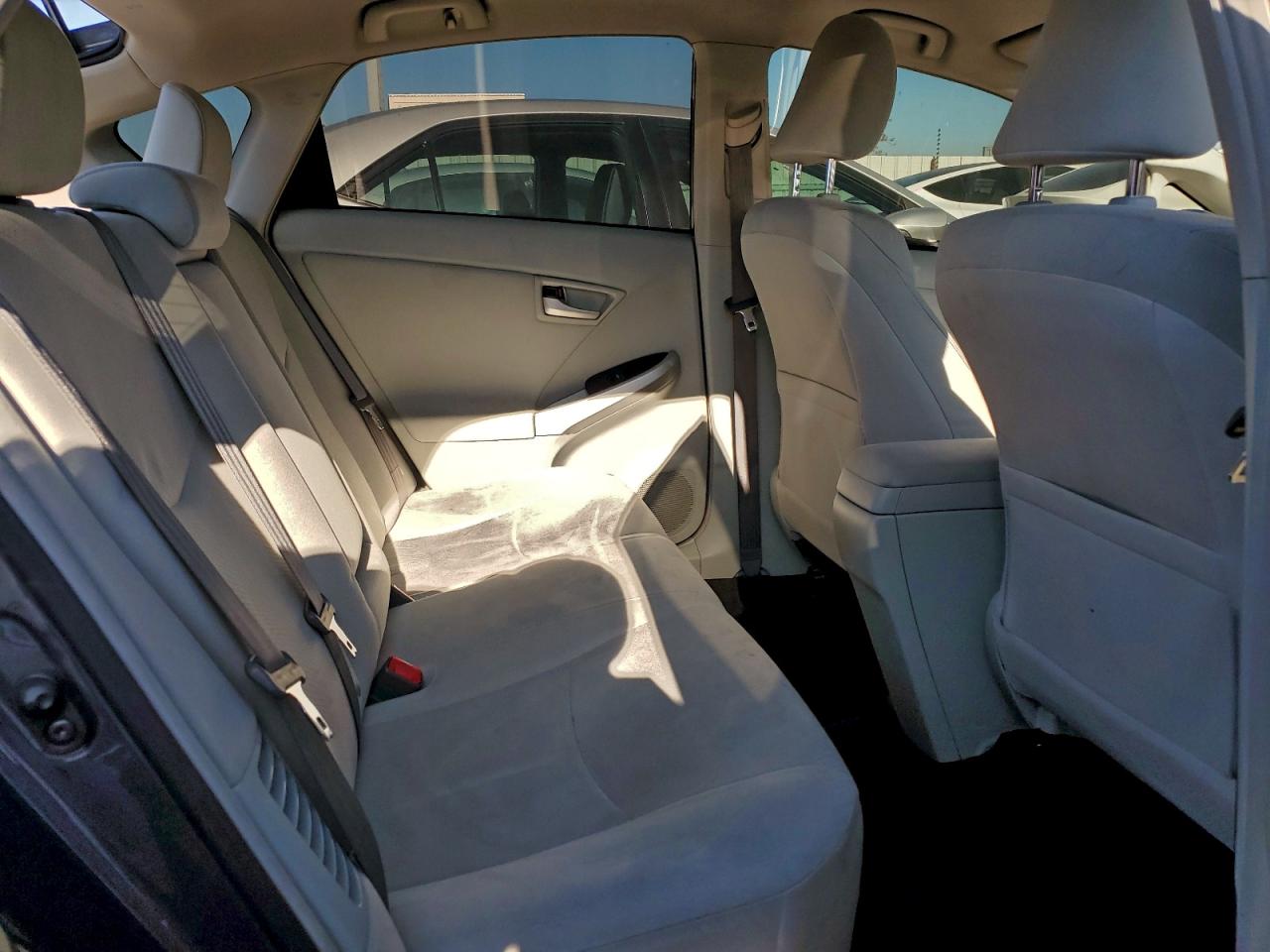 2013 TOYOTA PRIUS photo 10