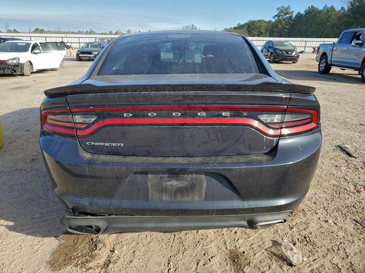2017 DODGE CHARGER SE photo 16