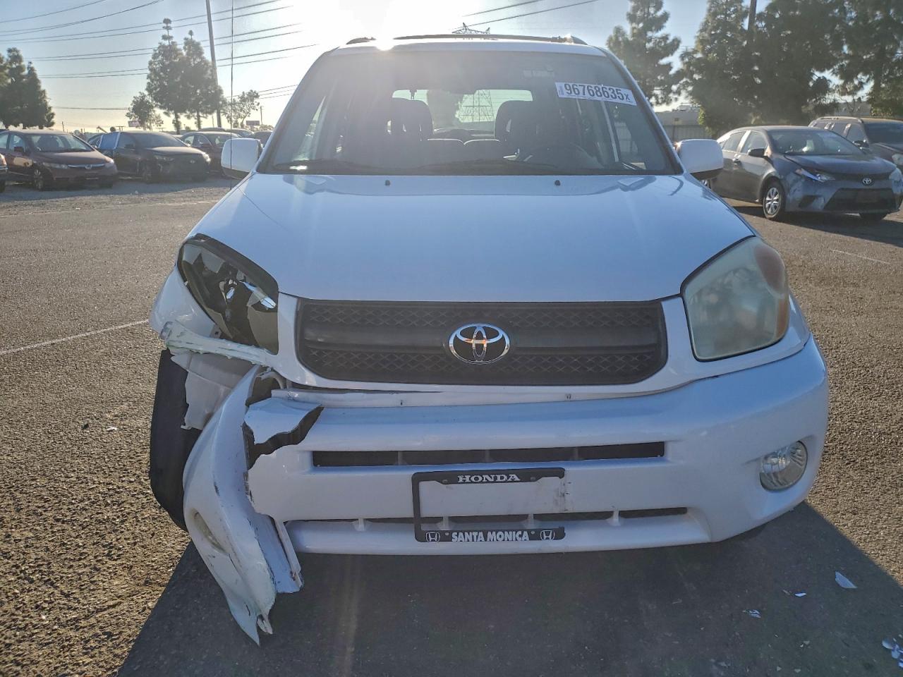 2005 TOYOTA RAV4 photo 5