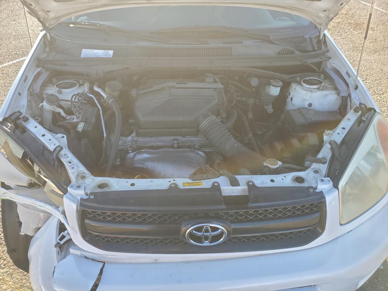 2005 TOYOTA RAV4 photo 11