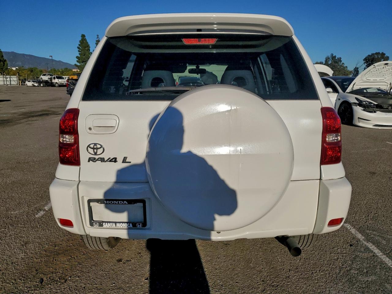 2005 TOYOTA RAV4 photo 6