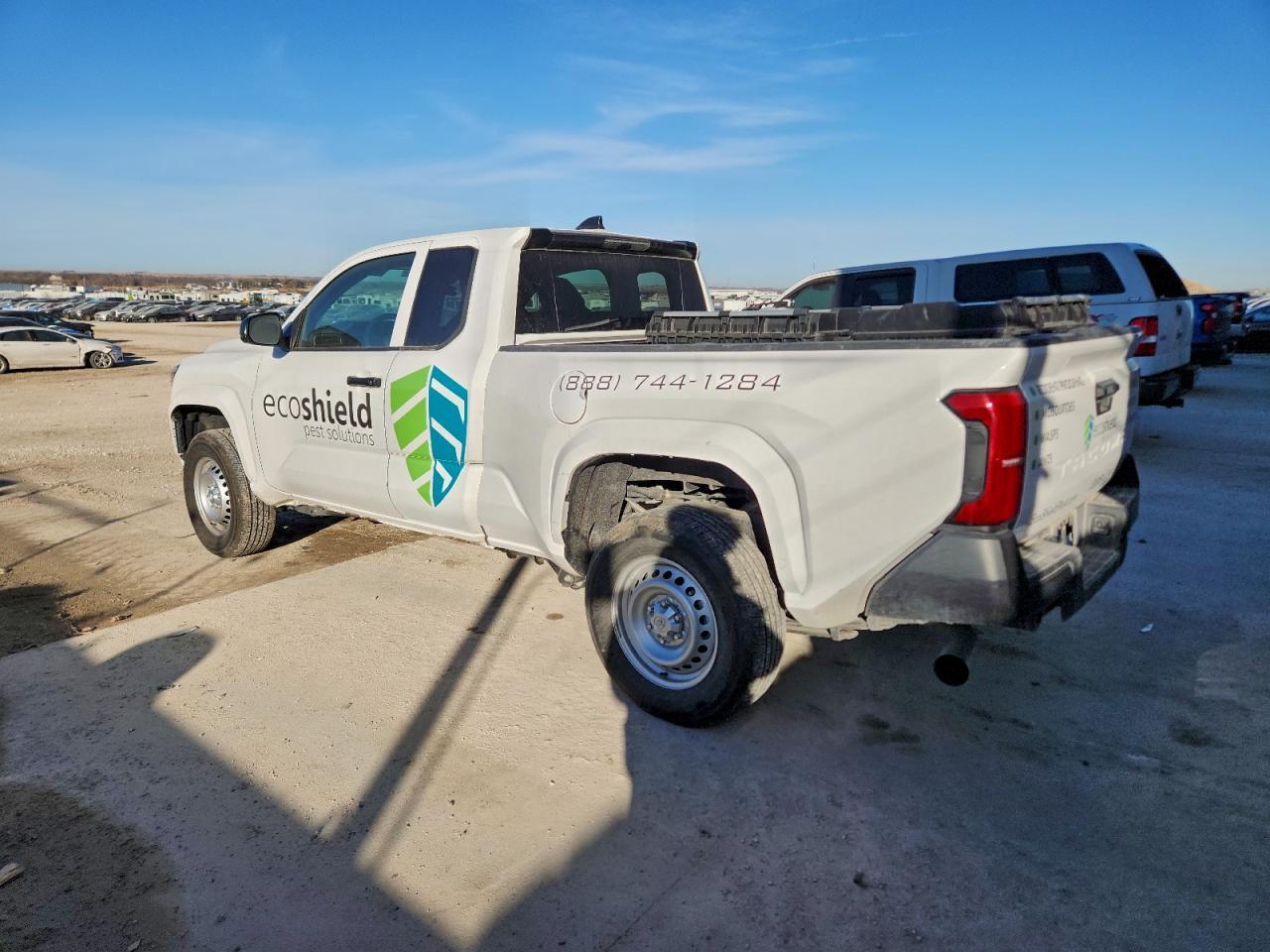 2025 TOYOTA TACOMA XTRACAB photo 2