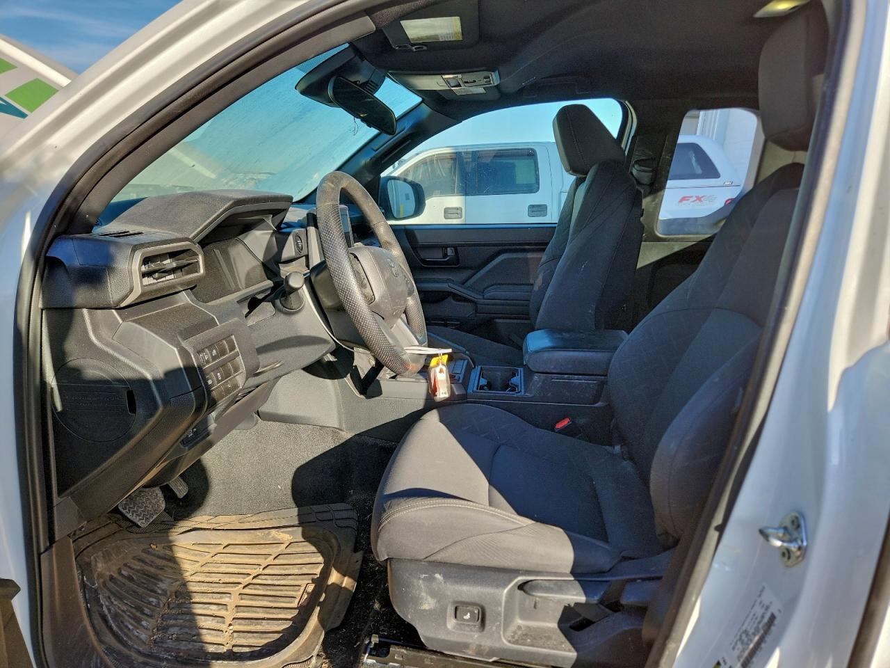 2025 TOYOTA TACOMA XTRACAB photo 7