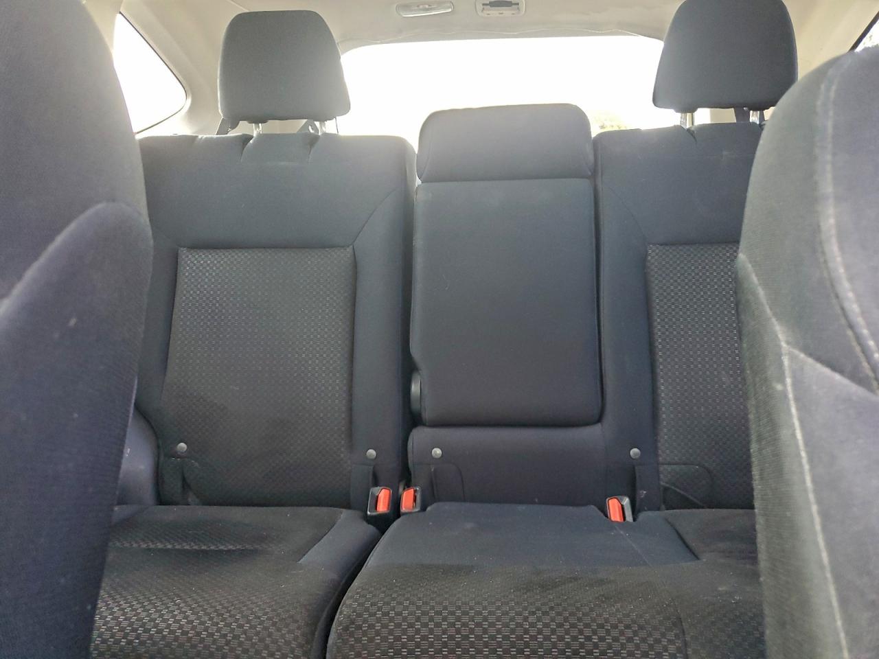 2015 HONDA CR-V LX photo 10