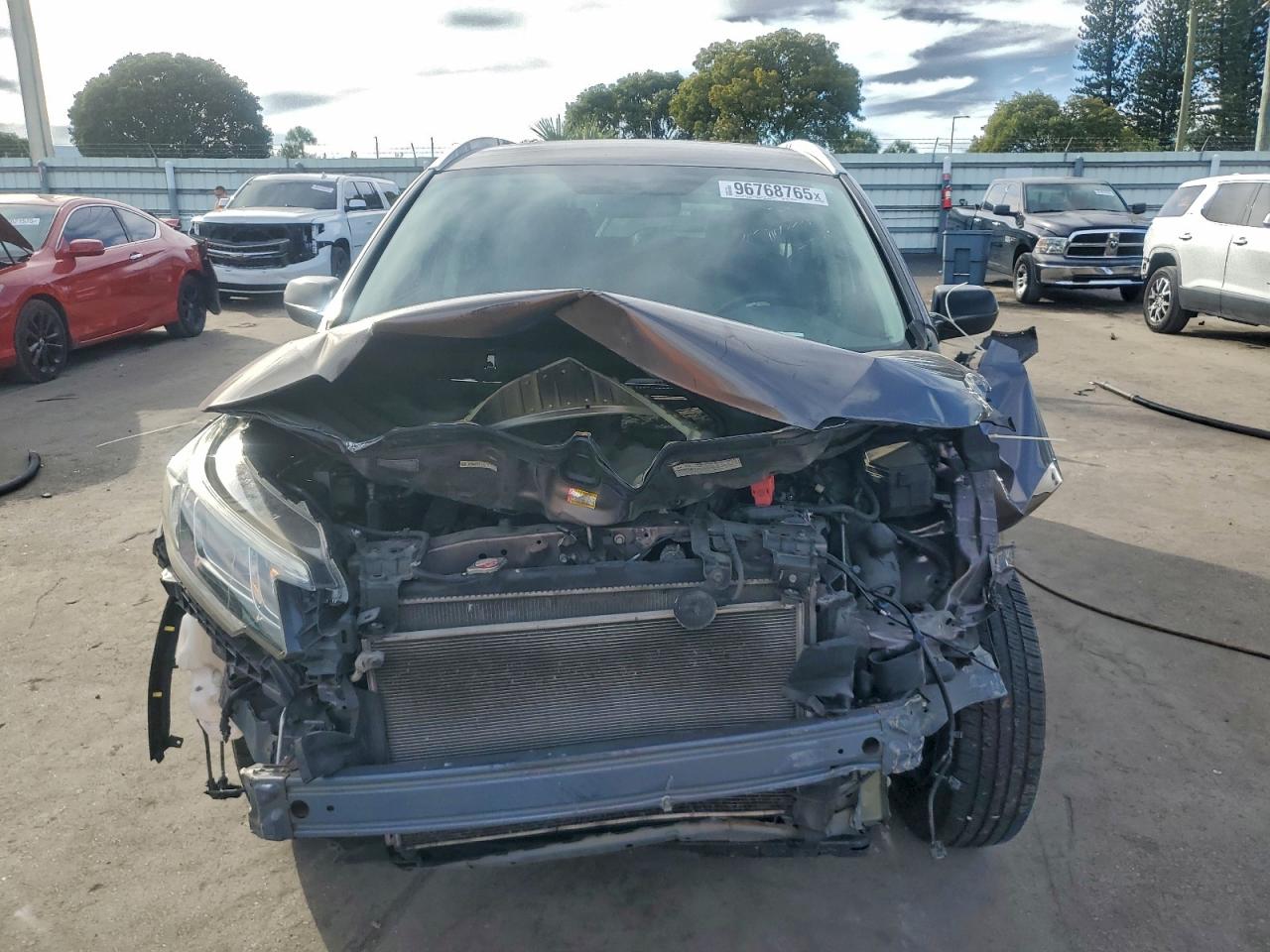 2015 HONDA CR-V LX photo 5