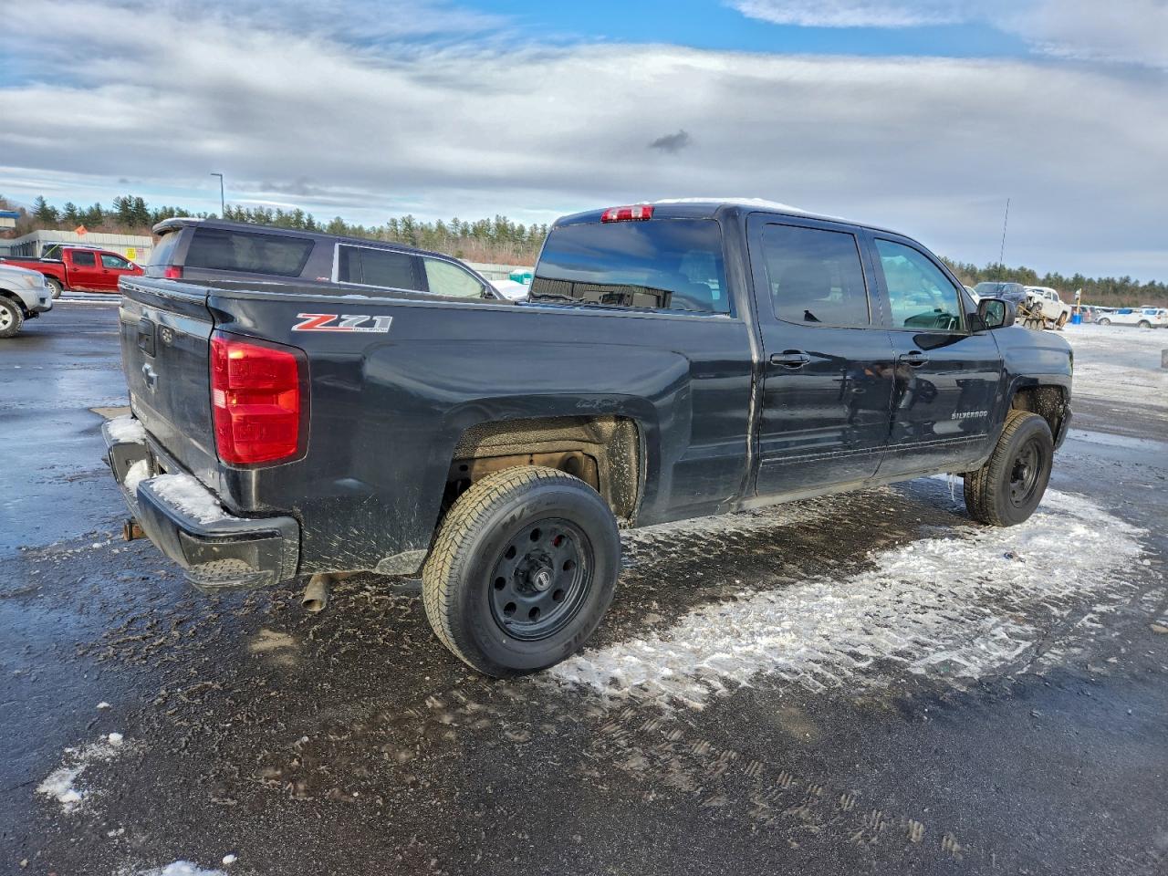 2016 CHEVROLET SILVERADO K1500 LT photo 3